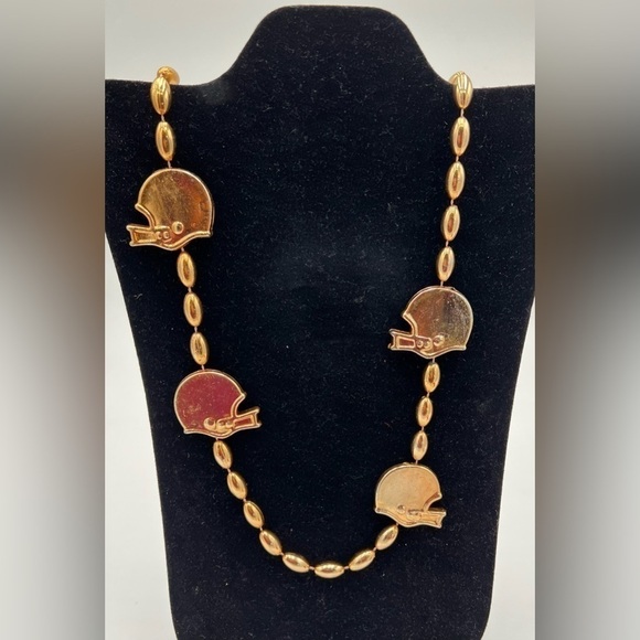 This Football Helmet Bead Necklace - Picture 1 of 5